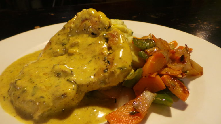 Seco de Pollo Ecuatoriano en La Facha Mompiche